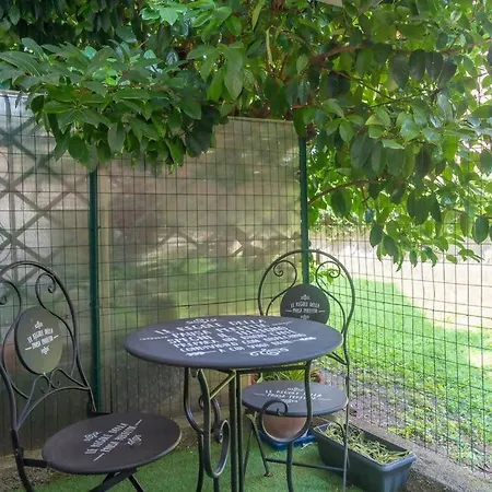 公寓 Rucellai With Garden