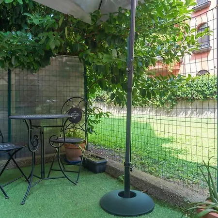 Appartement Rucellai With Garden Milaan